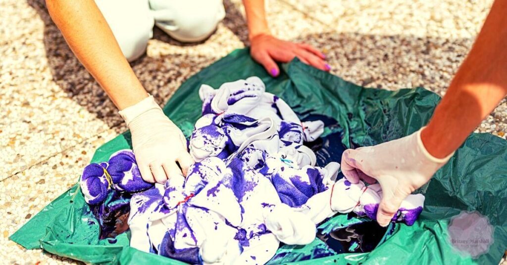 How To Dye Polyester Fabric The Definitive Guide! 2023