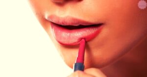 Can You Use Eyeliner As Lip Liner? PROs and CONs