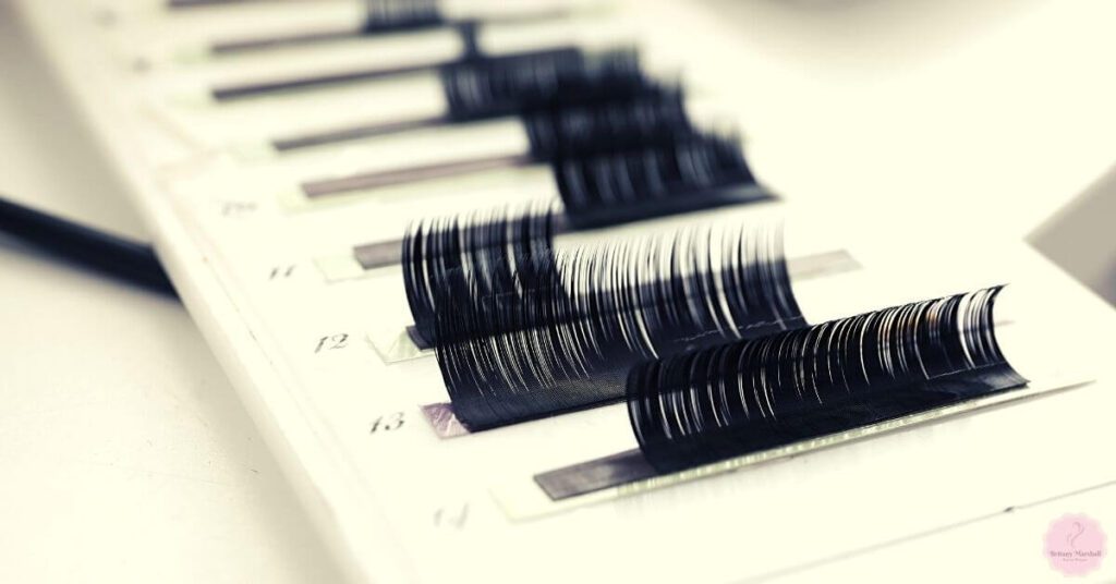 The History Of Eyelash Extensions Who & Why Invented Them!