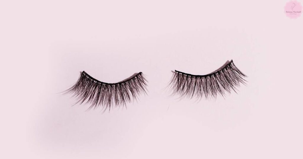 How Long Can You Wear Fake Eyelashes?
