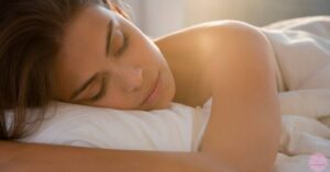 Best Way to Sleep With Eyelash Extensions Without Ruining Them!