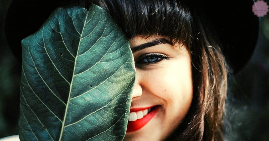 Maybelline 24 Hour Lipstick Shades Review!