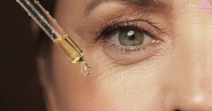 What Are The Ingredients in RevitaLash? Is It Safe?