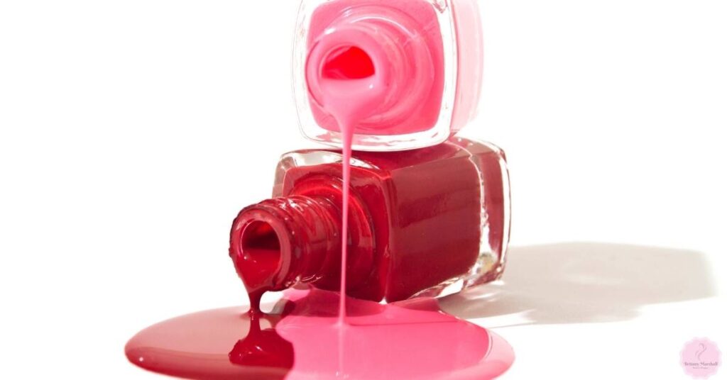 2 Quick Ways How To Open a Stuck Nail Polish Bottle At Home!