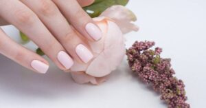 5 Natural Ways To Dehydreate Nails Without Dehydrating Product