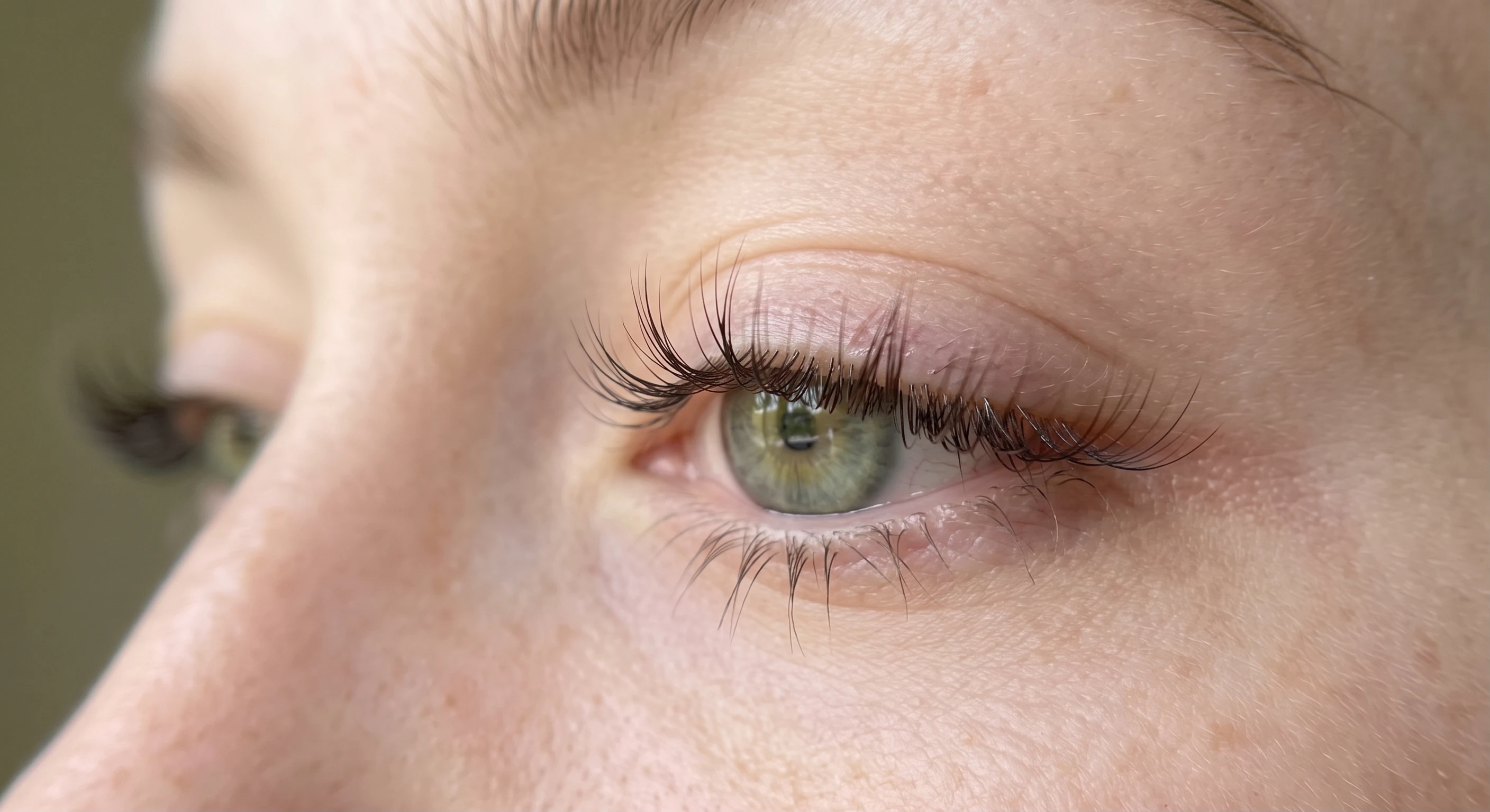 1. Dewy Clean Girl Wet Look Lashes with Soft Closed Fans - wet look lashes (AI Generated Image)