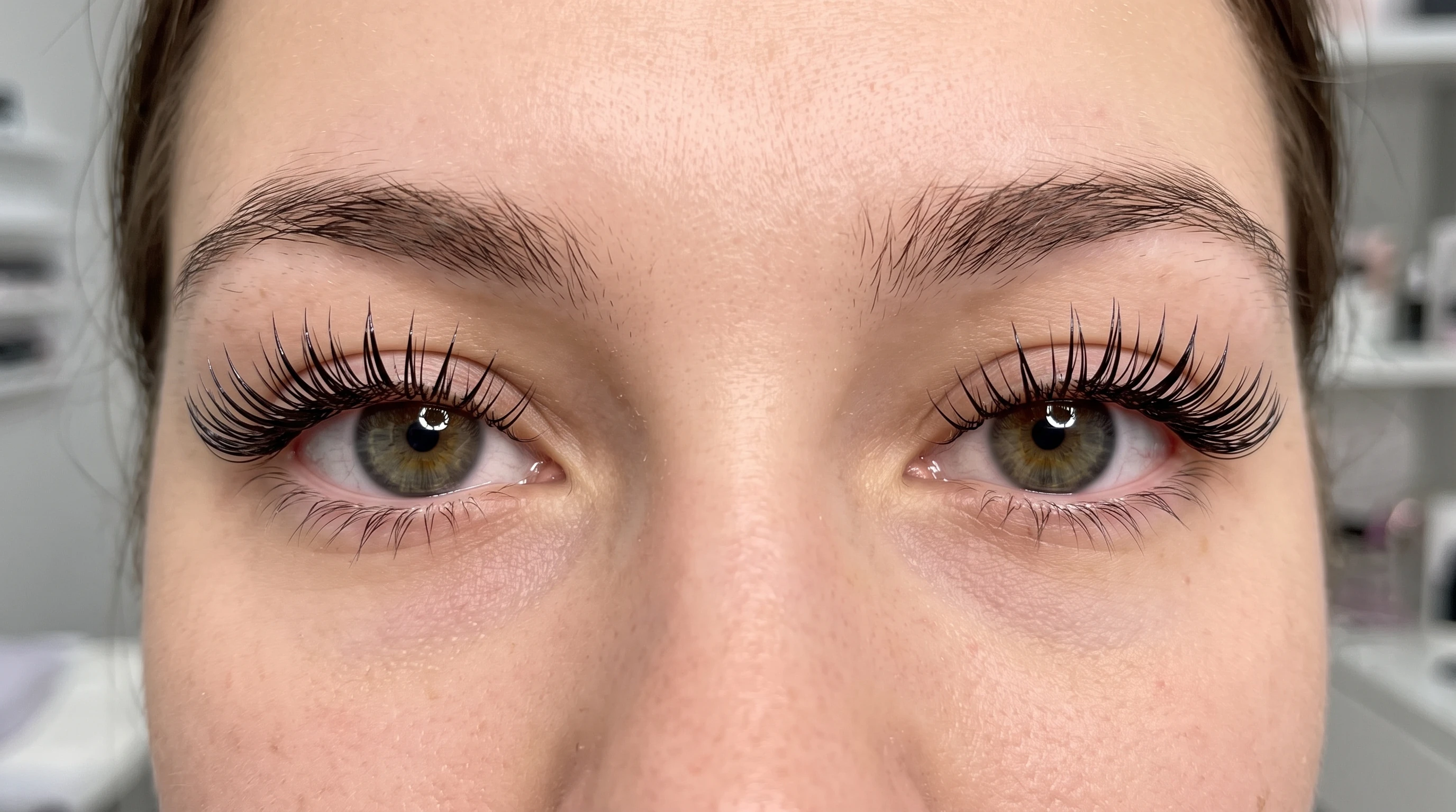 6. Extreme Lift L+ and M Curl Wet Lashes for Hooded Eyes - wet look lashes (AI Generated Image)